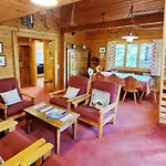 La Sapiniere Шале *